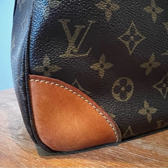 Vintage Louis Vuitton Monogram Boulogne Bag - Picture 4 of 16